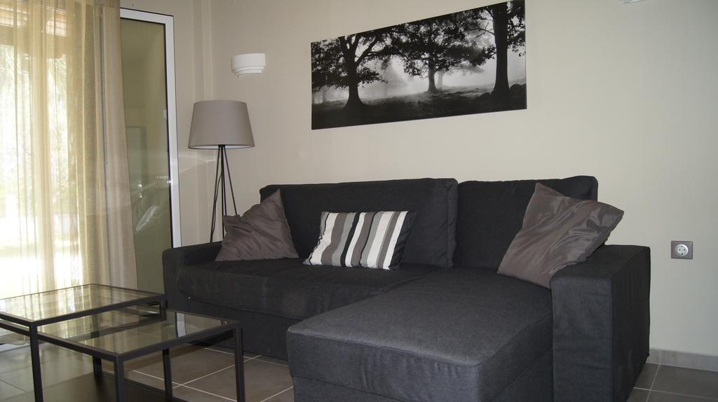 Villa Rododafni Roda  Room photo